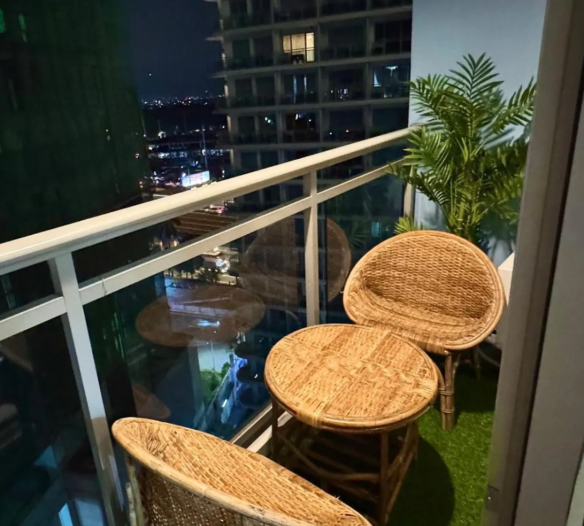 Azure Paranaque, 1Br Bahamas 15Th Floor Manila 0*,